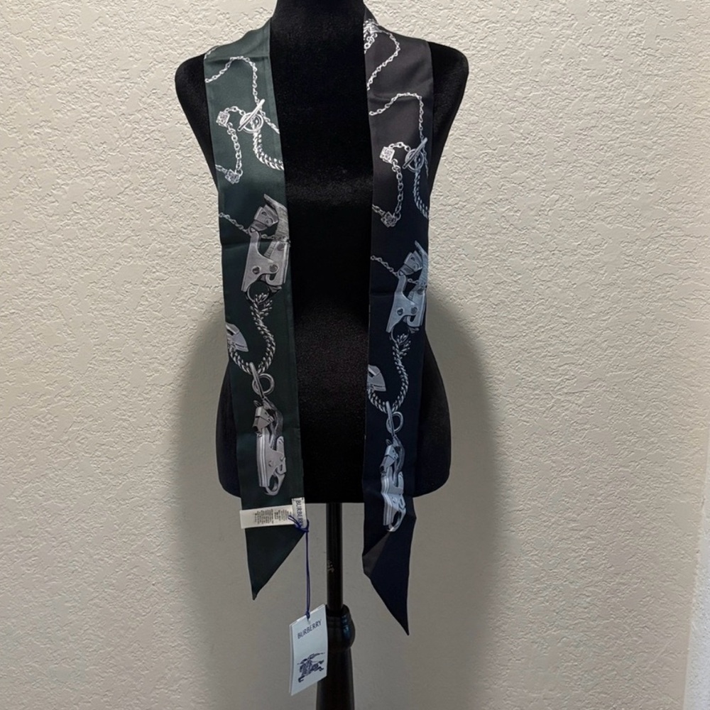 Burberry Graphic Print
Silk Scarf NWT